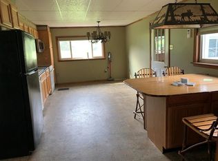 31 Nicholson Ln, Fort Edward, NY 12828