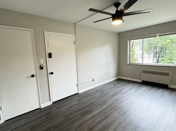 697-701 Greenwood Ave, Cincinnati, OH 45229