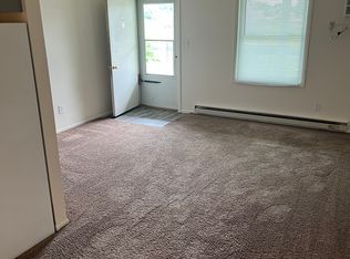 832 N Bell St #7, Gibson City, IL 60936