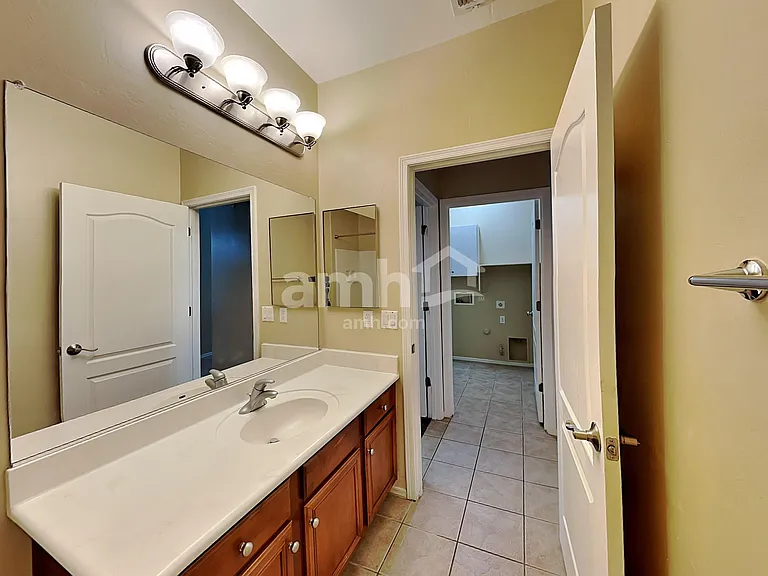 5561 S Lemon Tree Dr — Photo 14