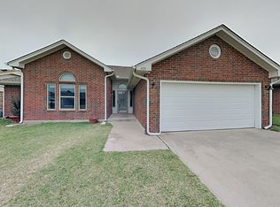 433 Conestoga Dr, Yukon, OK 73099