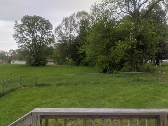 3rd image of 1700 Thompsonville Ln