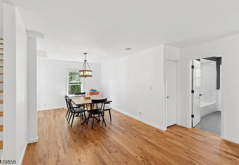 12 Forest Ave — Photo 19