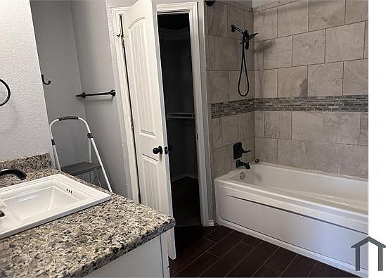 1st image of 4307 Hank Dr