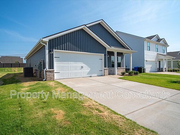 3rd image of 22821 Dashwood Ln