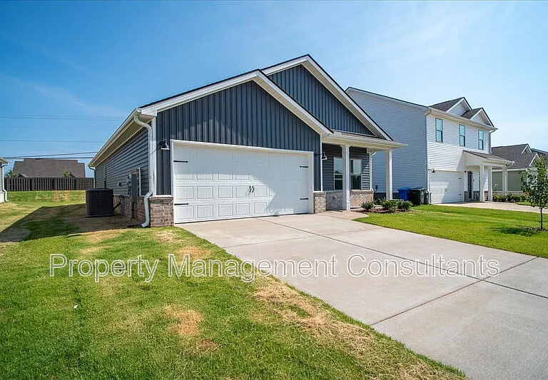 22821 Dashwood Ln — Photo 3