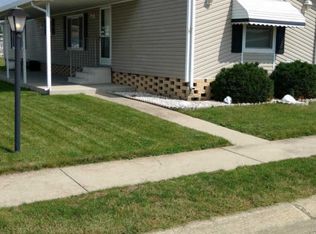 982 Brenda Dr, Columbus, OH 43207