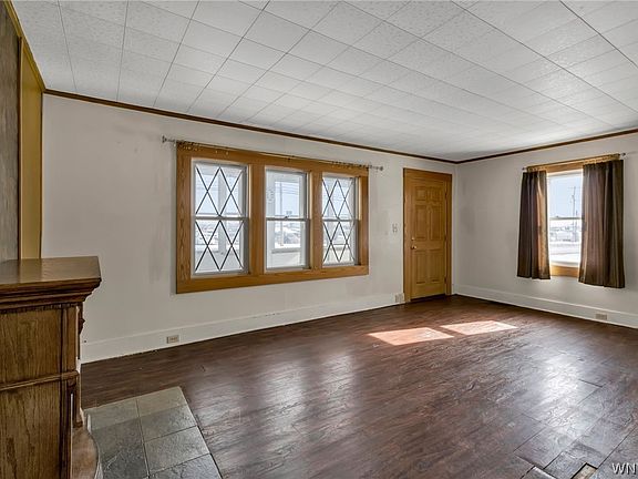 4th image of 188 Cayuga Rd