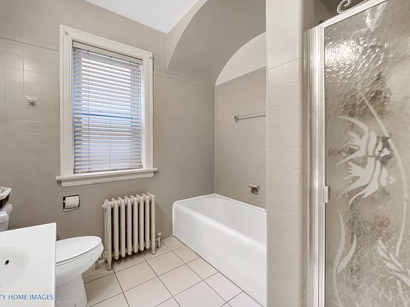 5th image of 1735 N Nashville Ave #1