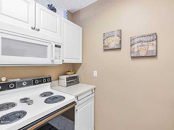 5th image of 900 Atlantic Shores Boulevard #217