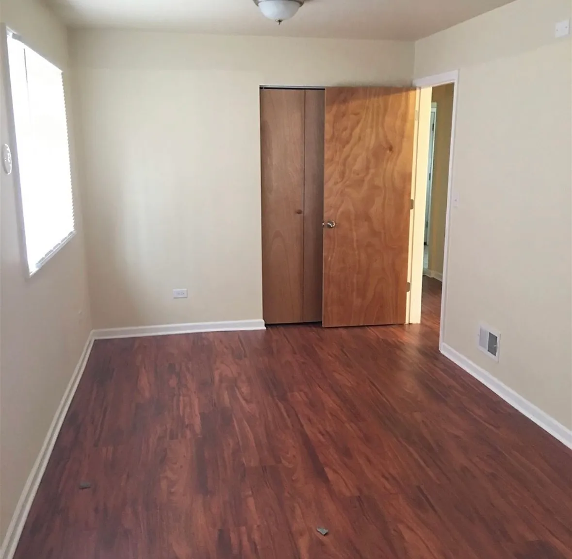 4 bed, 1.5 bath, 1276 sqft, $2,800 — Photo 3