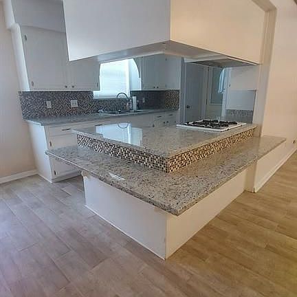 4th image of 23 N Avenue B