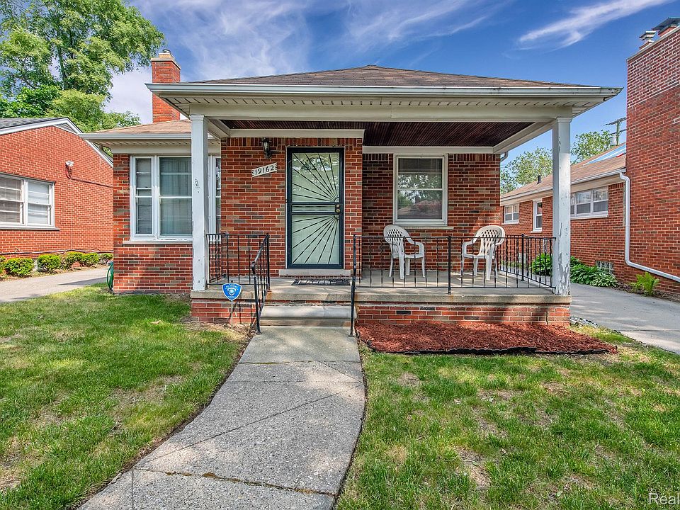 1st image of 19162 Tyrone St