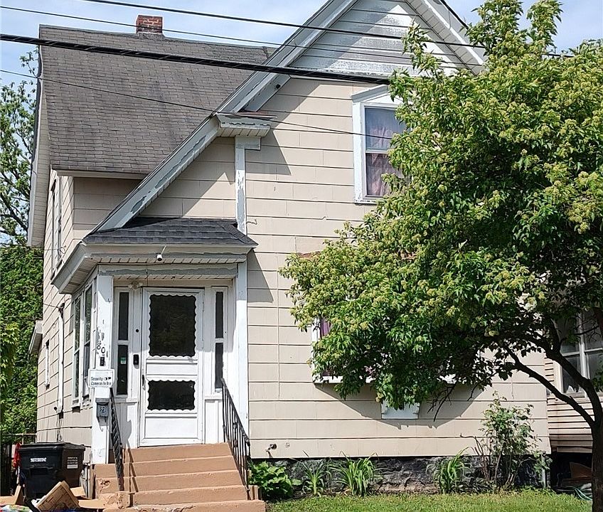 1st image of 801 Highland St