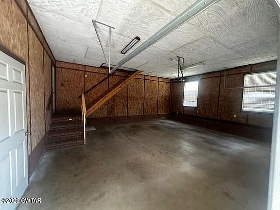 4th image of 1014 Crawford Springs Rd