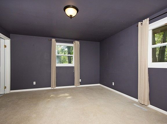 5th image of 2766 E Riverview Dr