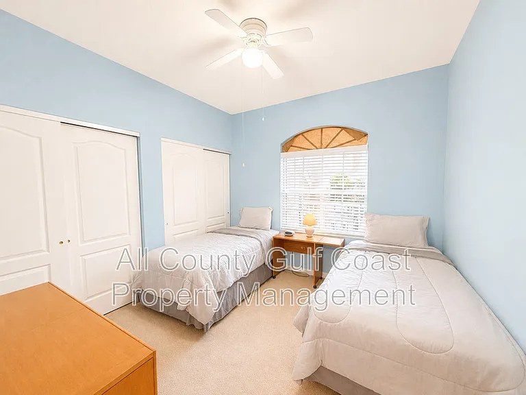 1704 Gondola Park Dr — Photo 11