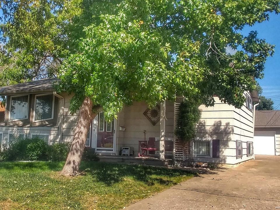1st image of 619 E Leslie Ave