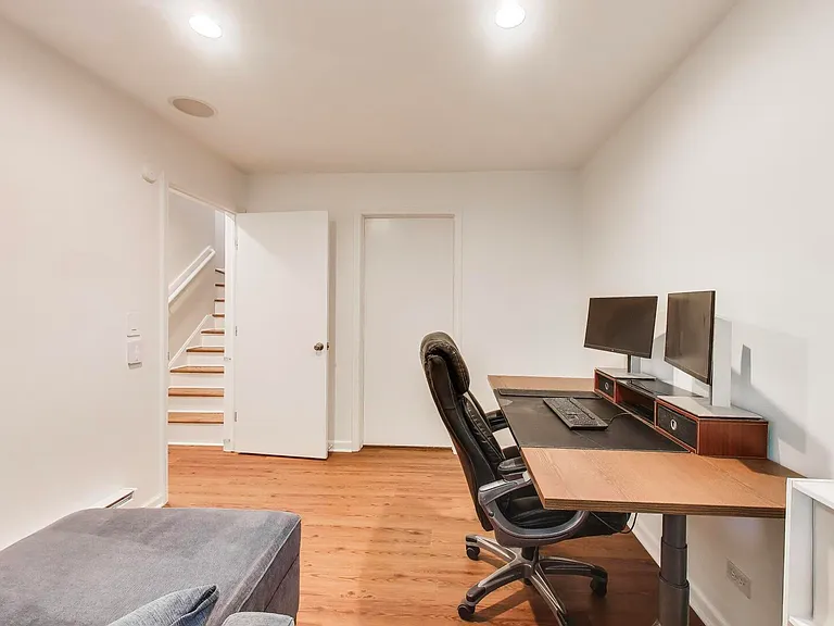 1758 W Pierce Ave — Photo 21