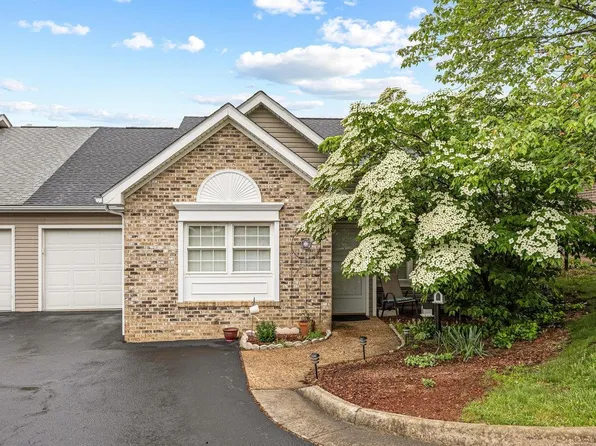 127 Emerald Dr, Harrisonburg, VA 22801