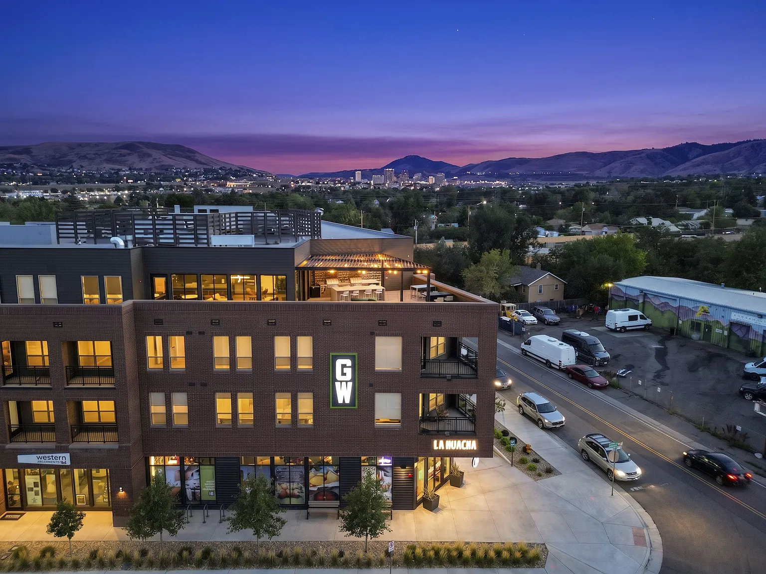 GW Apartments — Photo 1