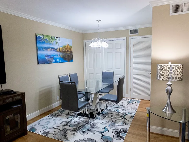2905 Burch Ave #1 — Photo 8