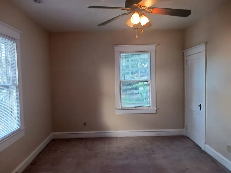 305 Old Point Ave — Photo 12