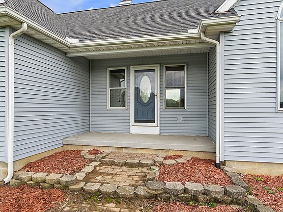 4th image of 2855 Hayes Rd