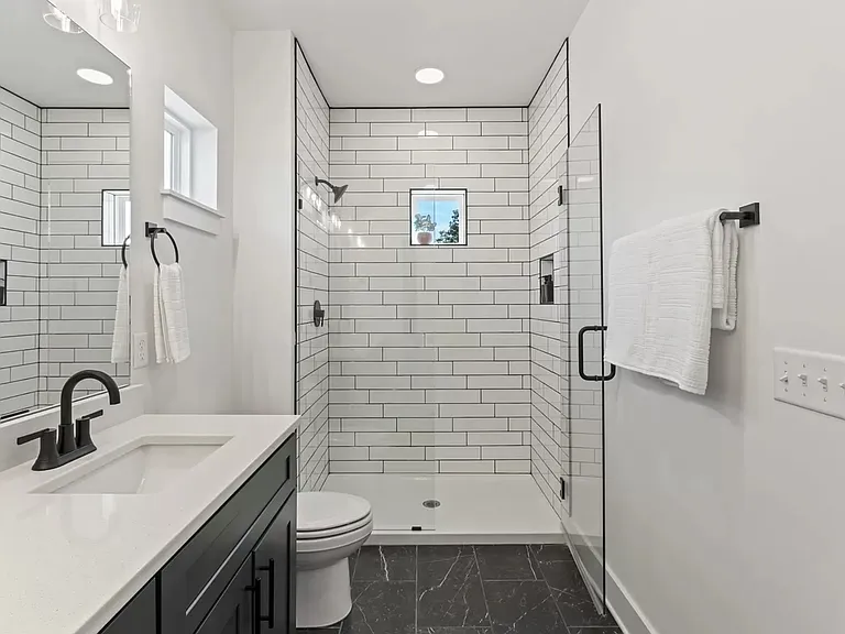700 N Dupont Ave #212B — Photo 27