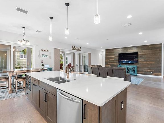 5th image of 124 Forest Hills Dr