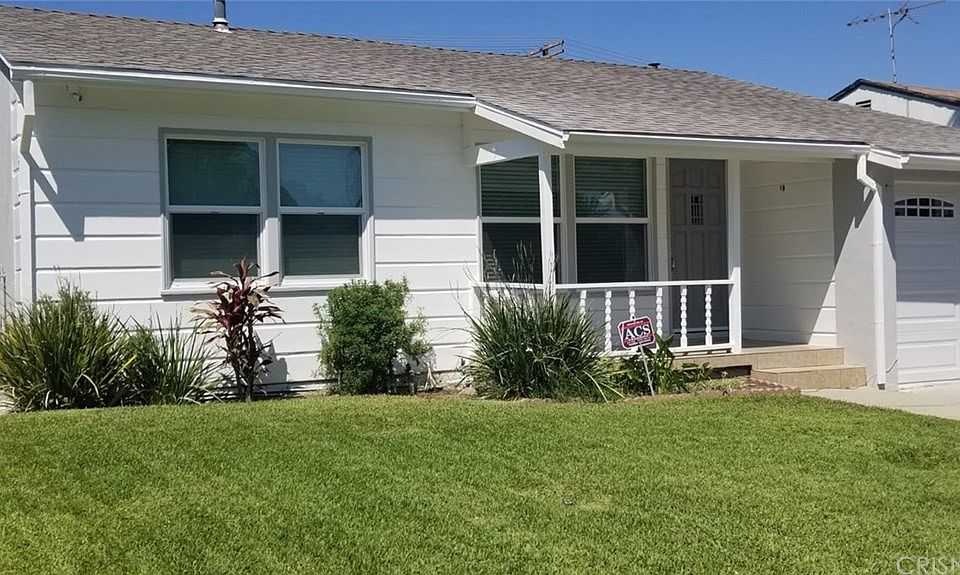 1st image of 4917 Zelzah Ave