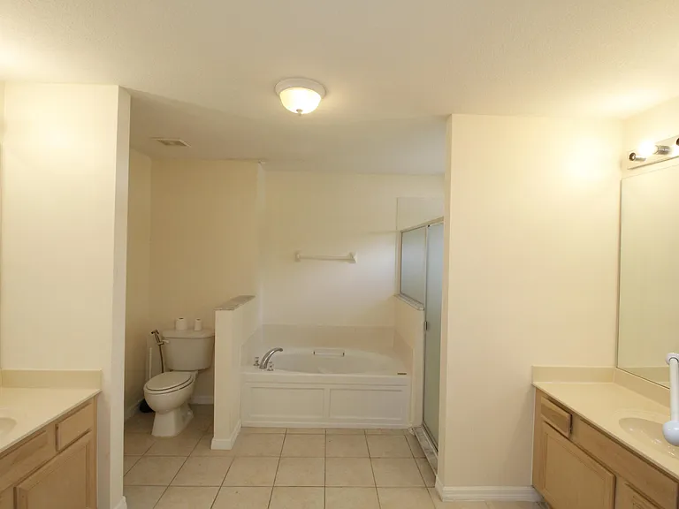 885 Tavernier Cir NE — Photo 20