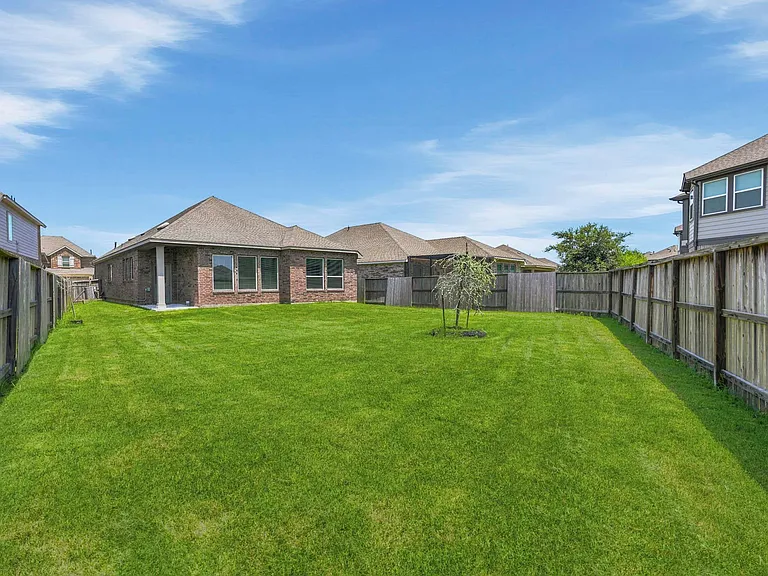 10055 Napier Dr — Photo 20