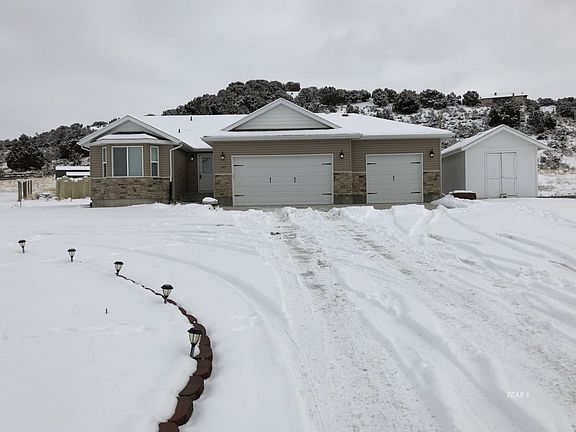 5th image of 182 Bellwood Dr