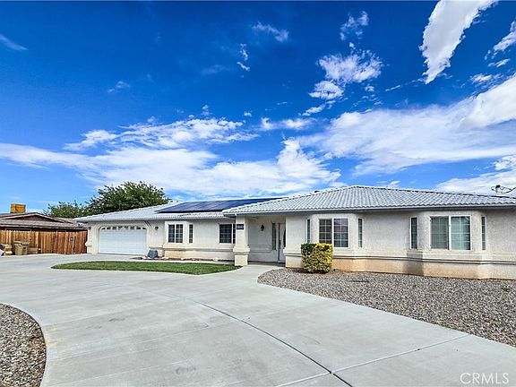 2nd image of 11043 Pinon Ave