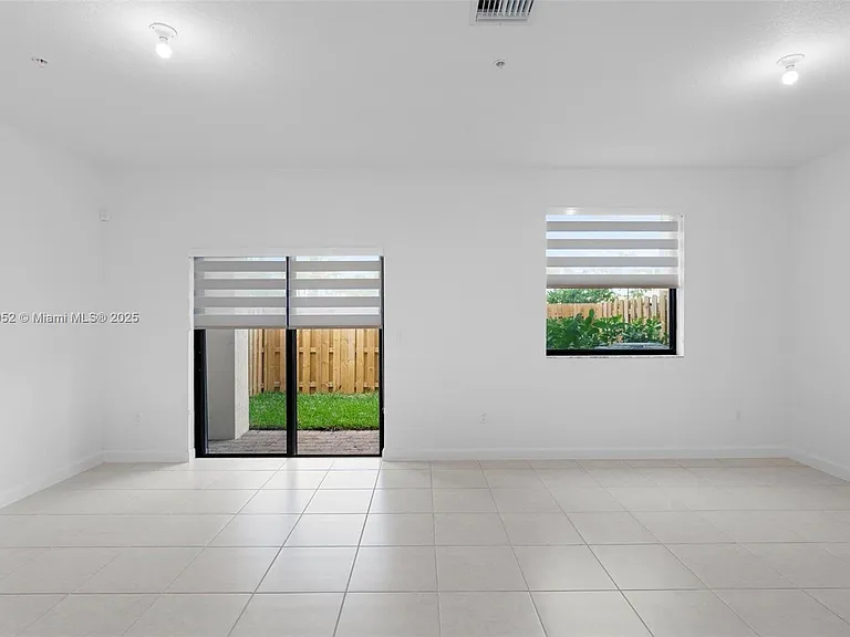 15983 SW 2nd Pl — Photo 15