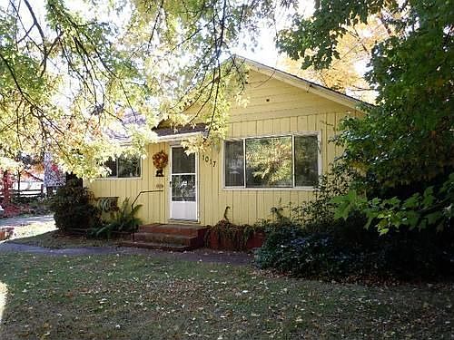 1st image of 1015 Maple Park Dr