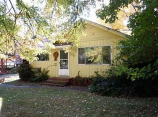 1015 Maple Park Dr, Medford, OR 97501