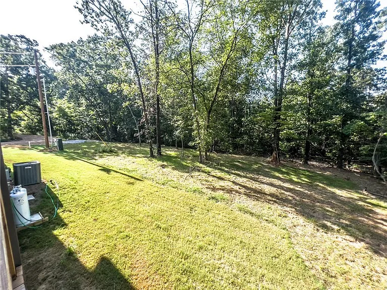 8 Rearsby Ln — Photo 24