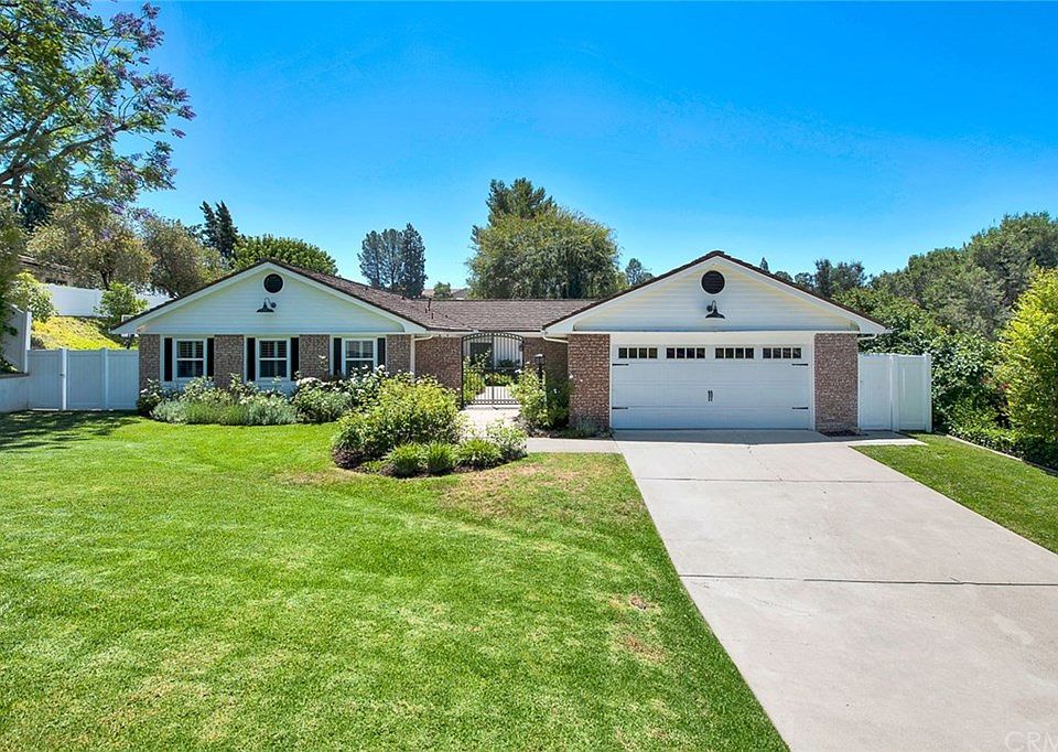 1st image of 10412 Brightwood Dr