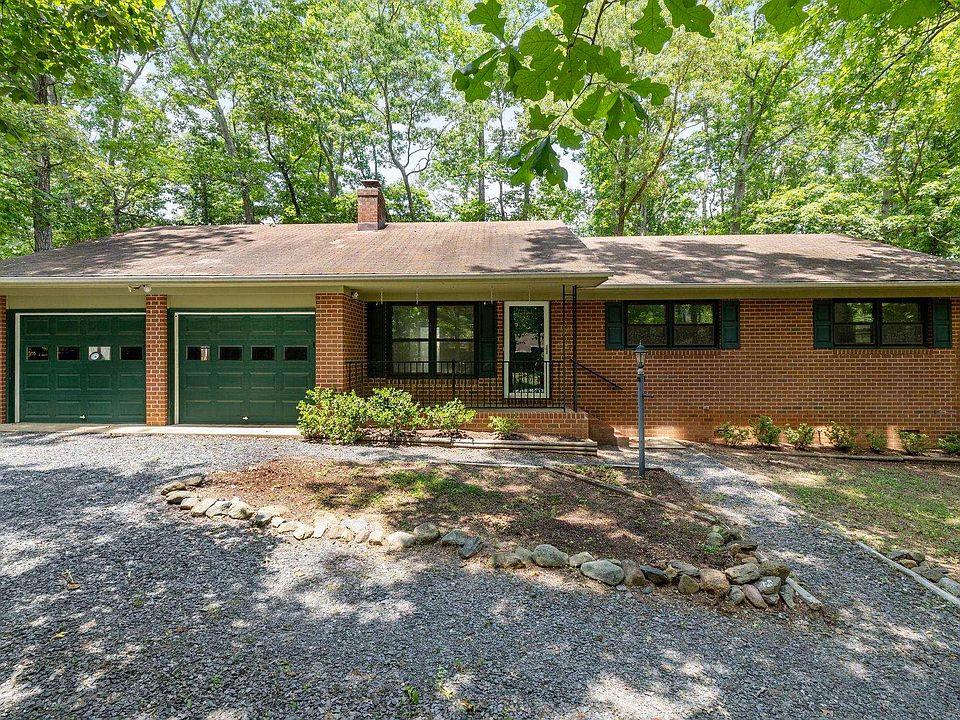 1st image of 26 Englewood Dr
