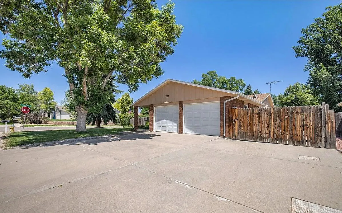 3 bed, 2000 sqft, $2,850 — Photo 3