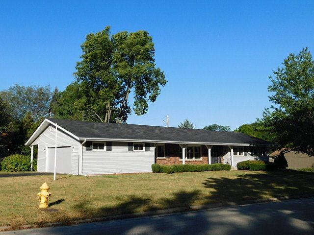 1st image of 1980 Sweetbriar Ln