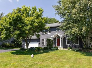 4881 Excalibur Dr, Syracuse, NY 13215