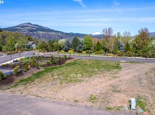 3927 Blackberry Dr #32, Hood River, OR 97031