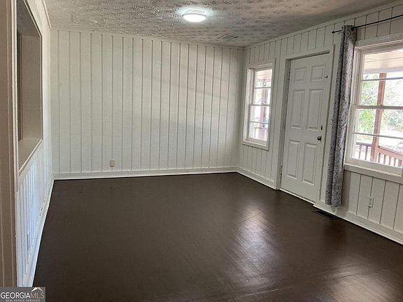 3rd image of 2265 Rosebud Rd