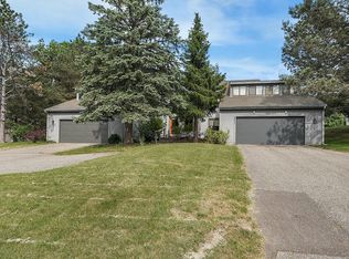 6584 Bella Vista Dr NE APT A, Rockford, MI 49341