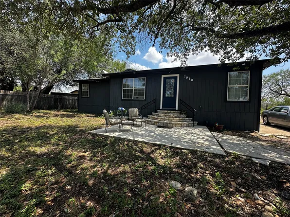 7918 Dempsey Dr, San Antonio, TX 78242