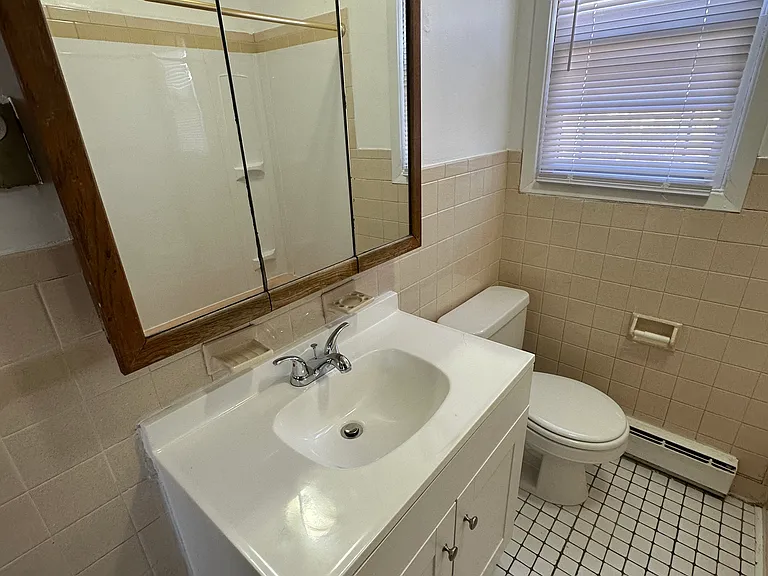75 Fairview Ave #D2 — Photo 5