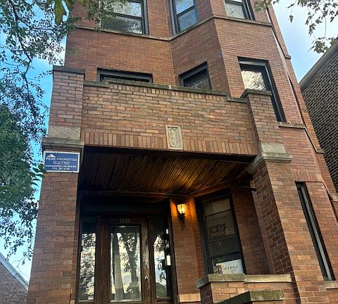 2nd image of 1635 N Honore St APT 1
